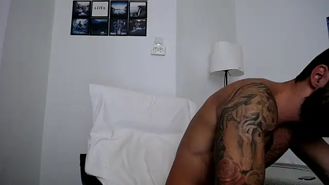 Verycutex online show from September 14, 2025, 7:20 am