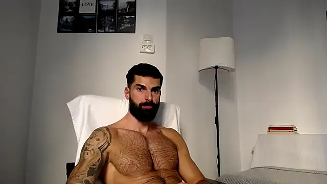 Verycutex online show from October 10, 2025, 12:17 pm