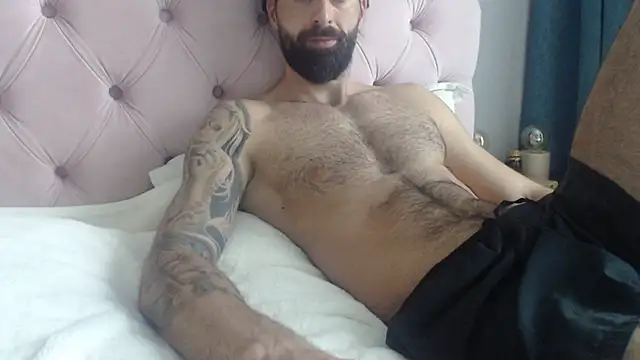 Snapshot of Verycutex chatting on April 2, 2026, 7:04 am Verycutex online show from April 2, 2026, 7:04 am