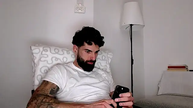 Verycutex online show from February 8, 2026, 10:24 am