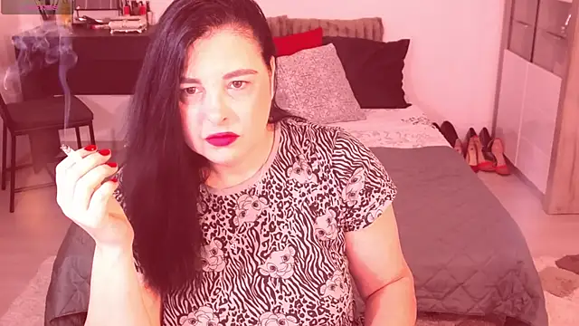 Alenny11 online show from May 14, 2026, 3:14 am