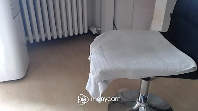 Snapshot of Supermen12171 chatting on March 29, 2026, 8:49 am Supermen12171 online show from March 29, 2026, 8:49 am