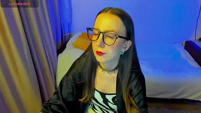 Snapshot of CurlySteph chatting on March 24, 2026, 5:57 pm CurlySteph online show from March 24, 2026, 5:57 pm