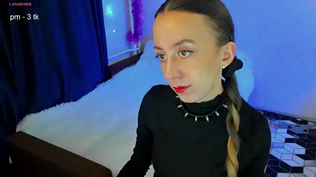 Snapshot of CurlySteph chatting on January 11, 2025, 9:46 pm CurlySteph online show from January 11, 2025, 9:46 pm