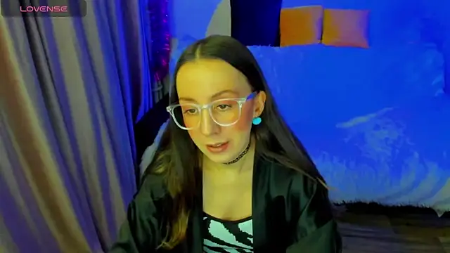 Snapshot of CurlySteph chatting on February 5, 2026, 8:48 pm CurlySteph online show from February 5, 2026, 8:48 pm