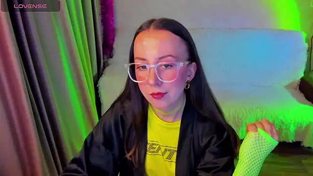 Snapshot of CurlySteph chatting on January 8, 2026, 5:19 pm CurlySteph online show from January 8, 2026, 5:19 pm