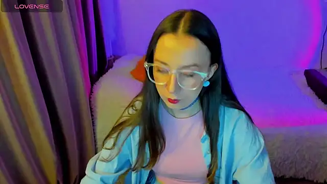 Snapshot of CurlySteph chatting on March 26, 2026, 3:54 pm CurlySteph online show from March 26, 2026, 3:54 pm
