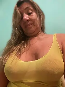 camelia3 online show from May 23, 2026, 11:48 pm