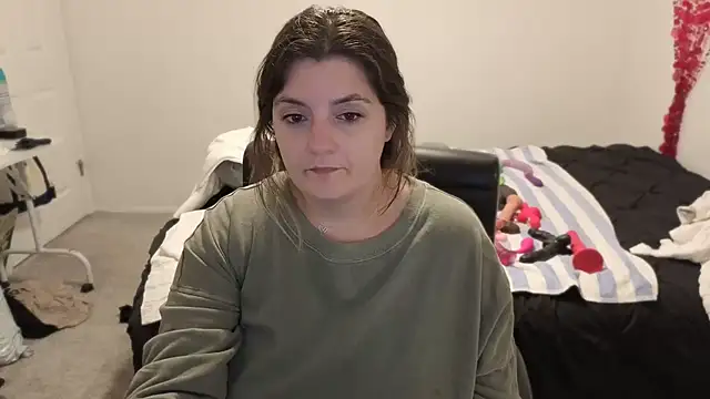 magicsparkles online show from April 16, 2026, 3:18 am