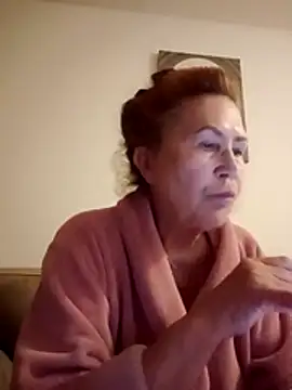 Hottie-Mom online show from May 26, 2026, 9:13 pm