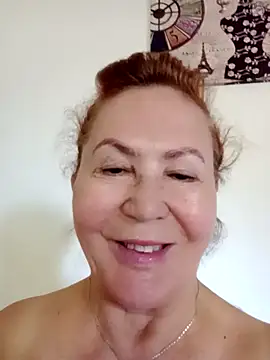 Hottie-Mom online show from September 21, 2025, 8:08 am