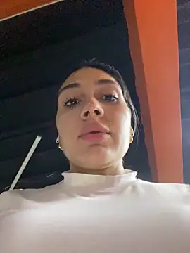 Snapshot of LaanaCooper chatting on February 11, 2025, 7:38 pm LaanaCooper online show from February 11, 2025, 7:38 pm