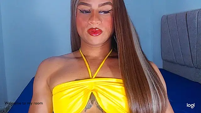 Snapshot of Valenntyna chatting on March 22, 2026, 8:32 pm Valenntyna online show from March 22, 2026, 8:32 pm