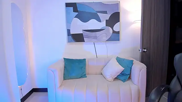 SaraParker  online show from October 13, 2025, 2:13 am