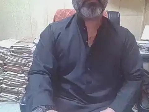 Snapshot of hairymaster95 chatting on October 17, 2025, 3:43 am hairymaster95 online show from October 17, 2025, 3:43 am