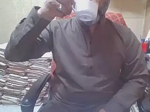 Snapshot of hairymaster95 chatting on October 22, 2025, 3:28 am hairymaster95 online show from October 22, 2025, 3:28 am