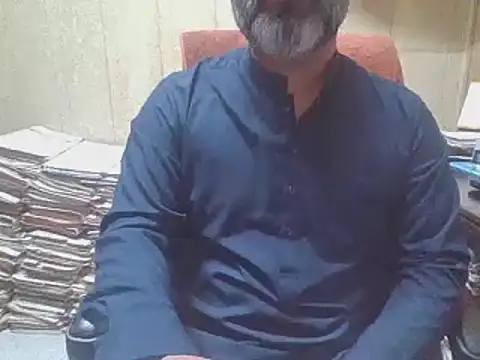 Snapshot of hairymaster95 chatting on October 15, 2025, 3:27 am hairymaster95 online show from October 15, 2025, 3:27 am