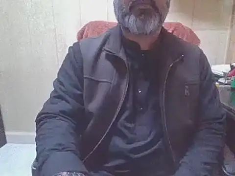 hairymaster95 online show from February 2, 2026, 4:44 am