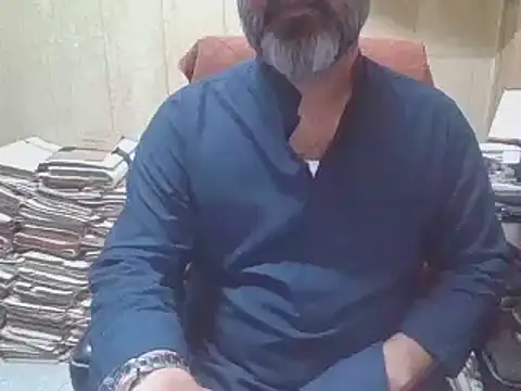 Snapshot of hairymaster95 chatting on October 16, 2025, 3:26 am hairymaster95 online show from October 16, 2025, 3:26 am