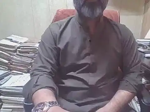 Snapshot of hairymaster95 chatting on November 1, 2025, 4:41 am hairymaster95 online show from November 1, 2025, 4:41 am