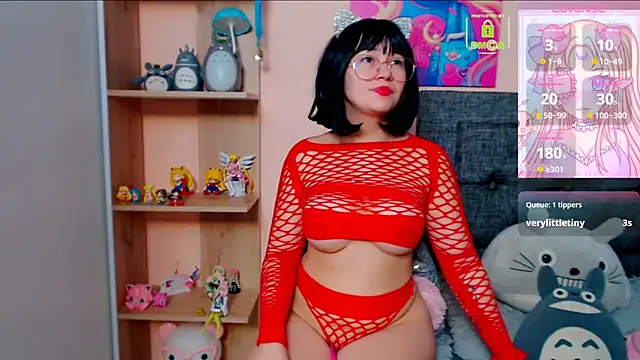 Snapshot of dolly_saylor chatting on February 4, 2025, 1:06 pm dolly saylor online show from February 4, 2025, 1:06 pm