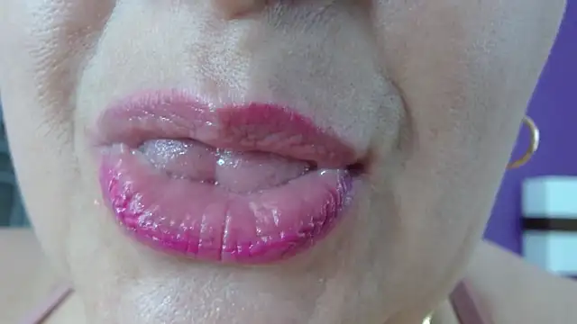 Kerly Doll online show from March 14, 2025, 8:38 pm