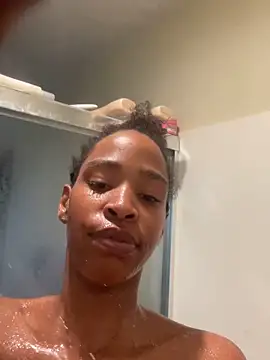 Cum2Charm online show from April 20, 2026, 1:24 pm