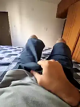 Snapshot of YourPersonall chatting on December 10, 2024, 9:33 am YourPersonall online show from December 10, 2024, 9:33 am