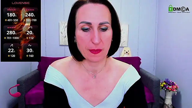 Nia Smithh online show from March 6, 2025, 6:48 pm