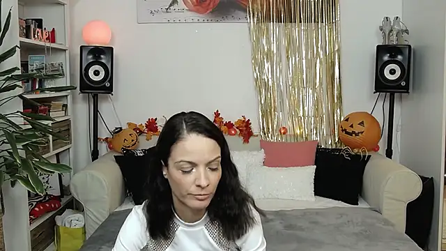 JaneDejaySC online show from November 3, 2025, 8:12 pm