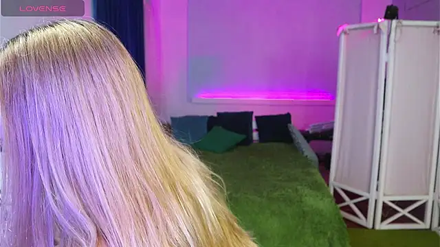 AlisaAleksandr online show from October 7, 2025, 2:40 pm