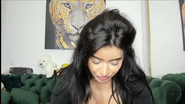 AnnaKarin online show from February 25, 2025, 10:53 pm