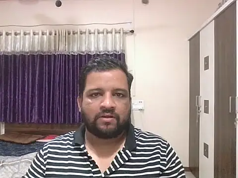 Snapshot of dhruv_love chatting on November 15, 2025, 7:29 pm dhruv love online show from November 15, 2025, 7:29 pm