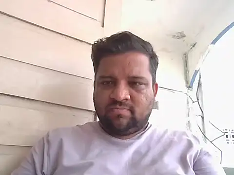 Snapshot of dhruv_love chatting on May 20, 2026, 5:04 am dhruv love online show from May 20, 2026, 5:04 am