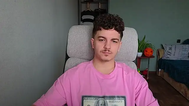 Remy Miles online show from November 28, 2025, 10:15 am