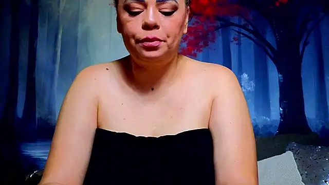 ElizabethEven online show from February 8, 2026, 8:50 pm