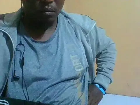 Snapshot of honeyswit chatting on May 9, 2026, 11:30 pm honeyswit online show from May 9, 2026, 11:30 pm