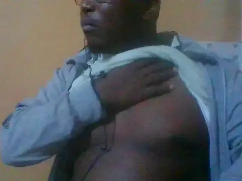 Snapshot of honeyswit chatting on November 8, 2025, 7:28 pm honeyswit online show from November 8, 2025, 7:28 pm