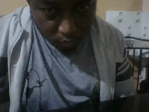 Snapshot of honeyswit chatting on November 6, 2025, 11:42 pm honeyswit online show from November 6, 2025, 11:42 pm