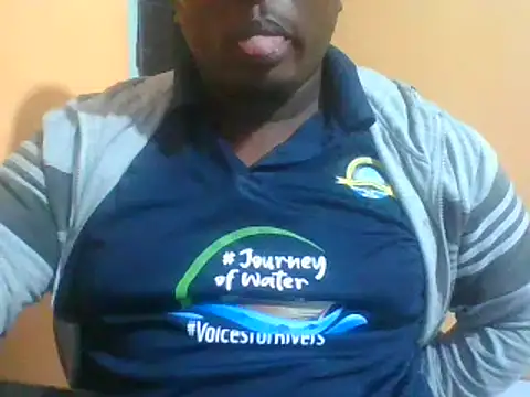 Snapshot of honeyswit chatting on July 10, 2026, 9:48 pm honeyswit online show from July 10, 2026, 9:48 pm