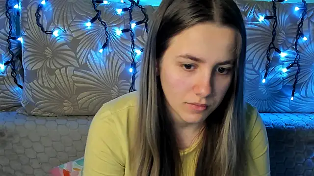 MaggieCake online show from February 23, 2026, 6:03 am