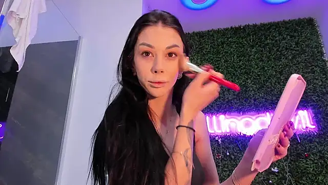 realhotfallingdevil online show from February 2, 2026, 5:50 am