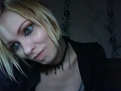 WildMissNiks online show from June 30, 2026, 7:08 am