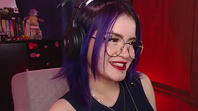Snapshot of Raventh_ chatting on September 26, 2025, 4:14 pm Raventh online show from September 26, 2025, 4:14 pm