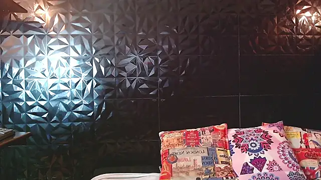 PINK  LOLA1 online show from March 17, 2026, 11:41 pm