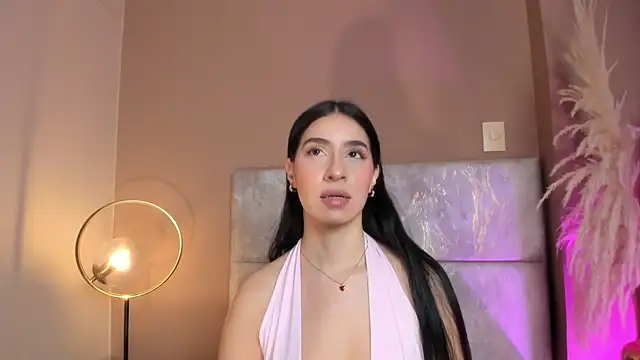 Christy Sea online show from November 12, 2025, 6:23 pm