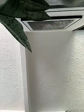 Snapshot of KallyMyller1 chatting on February 17, 2026, 8:39 pm KallyMyller1 online show from February 17, 2026, 8:39 pm