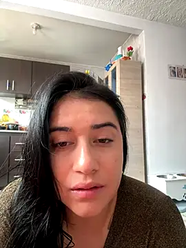 KallyMyller1 online show from November 7, 2025, 7:40 pm