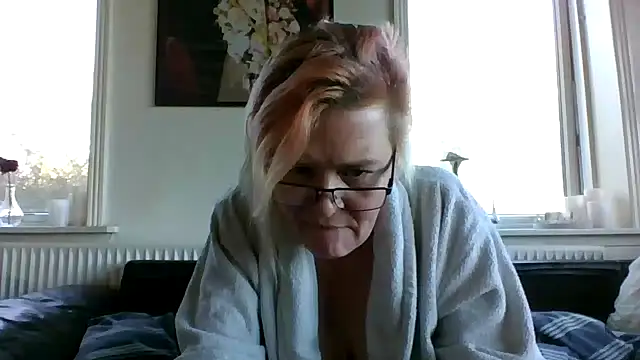 kathrin193 online show from February 6, 2025, 11:31 am