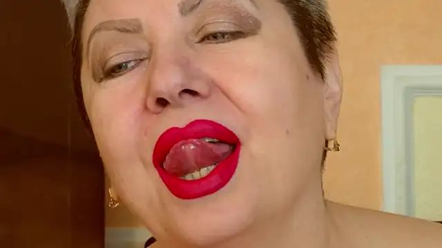 LadyPosh online show from February 24, 2026, 9:37 pm